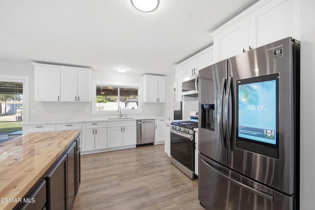 3055 Waco Avenue, Simi Valley, CA 93063 — photo 12 of 34