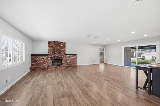 3055 Waco Avenue, Simi Valley, CA 93063 — photo 13 of 34