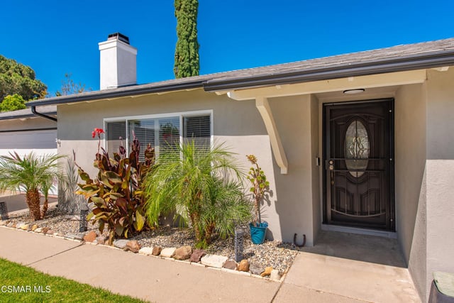 3055 Waco Avenue, Simi Valley, CA 93063 — photo 2 of 34