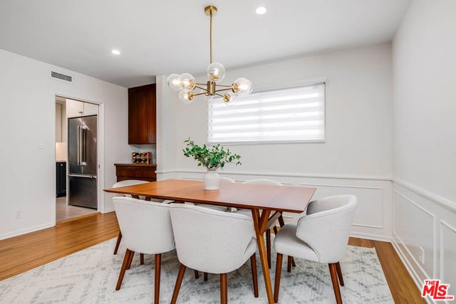 3331 Longridge Avenue, Sherman Oaks, CA 91423 — photo 10 of 43