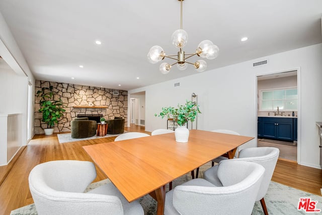 3331 Longridge Avenue, Sherman Oaks, CA 91423 — photo 11 of 43
