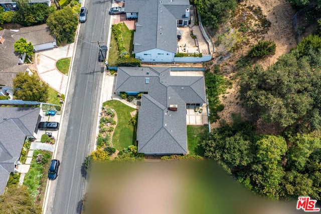 3331 Longridge Avenue, Sherman Oaks, CA 91423 — photo 42 of 43
