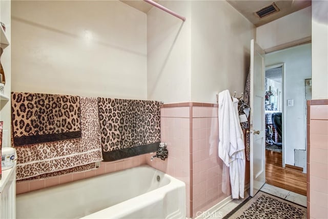 14351 Martha, Van Nuys, CA 91401 — photo 13 of 24