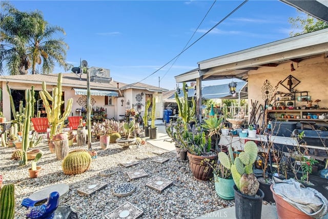 14351 Martha, Van Nuys, CA 91401 — photo 21 of 24