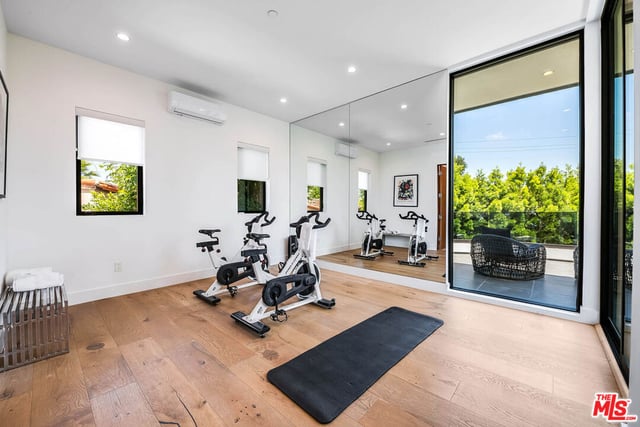 4530 Libbit Avenue, Encino, CA 91436 — photo 43 of 62
