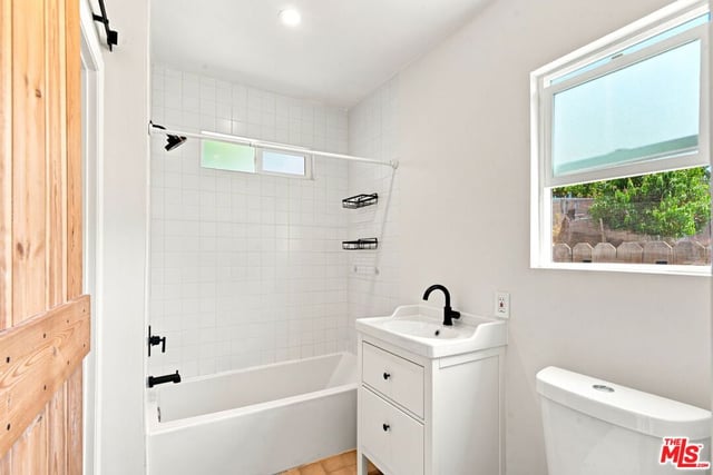 257 Isabel Street, Los Angeles, CA 90065 — photo 11 of 18