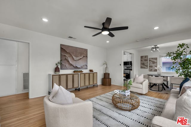 7203 Earldom Avenue, Los Angeles, CA 90293 — photo 11 of 38