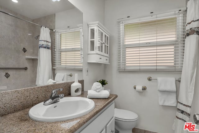 7203 Earldom Avenue, Los Angeles, CA 90293 — photo 26 of 38