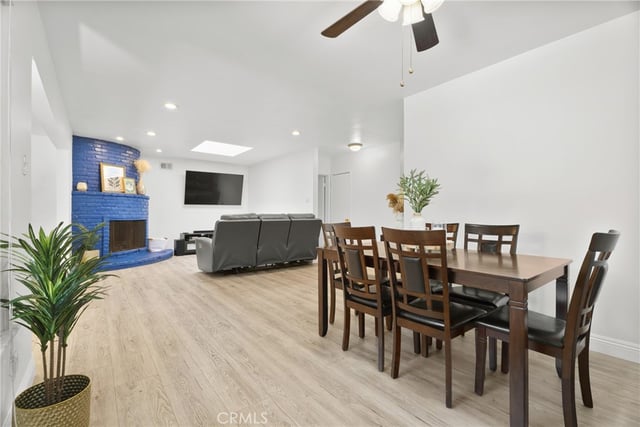 20310 Londelius, Winnetka, CA 91306 — photo 4 of 23