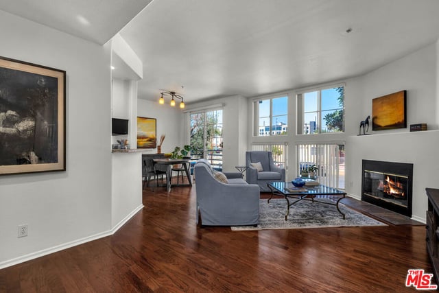 3613 Glendon Avenue 101, Los Angeles, CA 90034 — photo 5 of 18