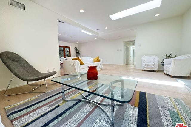 7586 Woodrow Wilson Drive, Los Angeles, CA 90046 — photo 5 of 30