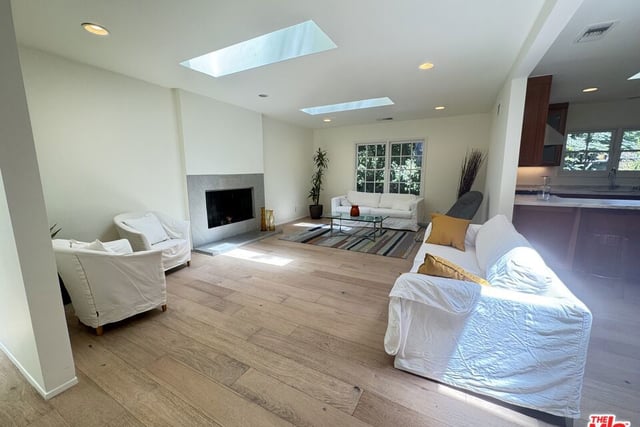 7586 Woodrow Wilson Drive, Los Angeles, CA 90046 — photo 7 of 30