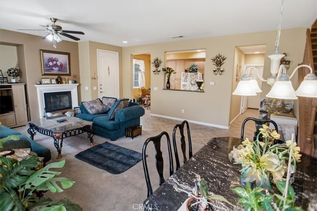 28403 Casselman, Saugus, CA 91350 — photo 5 of 19