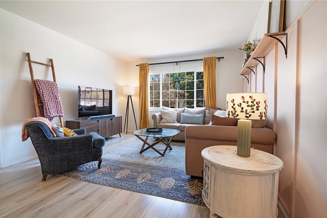4030 Abourne Road A, Los Angeles, CA 90008 — photo 2 of 20