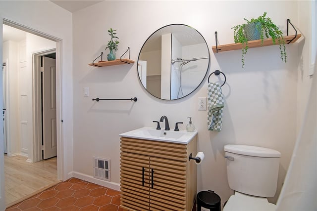 4030 Abourne Road A, Los Angeles, CA 90008 — photo 7 of 20