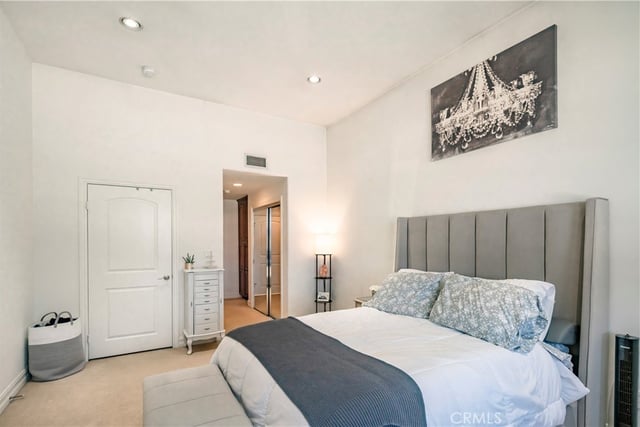 14242 Burbank 307, Sherman Oaks, CA 91401 — photo 17 of 26