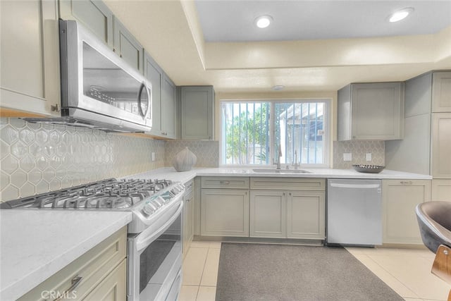 18223 Delano, Tarzana, CA 91335 — photo 15 of 60