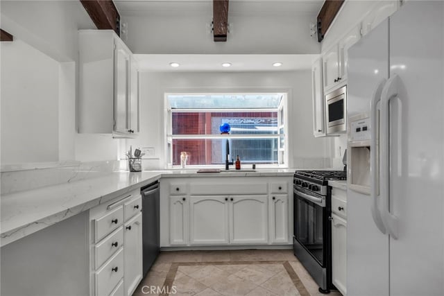 5123 Neptune square, Oxnard, CA 93035 — photo 7 of 23