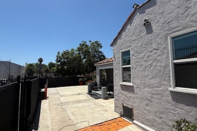 517 W 110th, Los Angeles, CA 90044 — photo 7 of 56