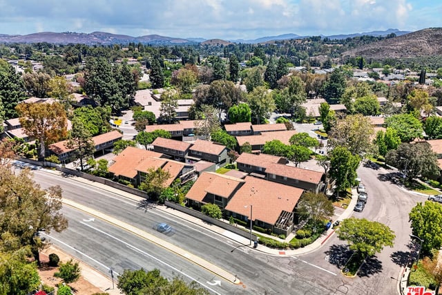 2680 La Paloma Circle, Thousand Oaks, CA 91360 — photo 36 of 43