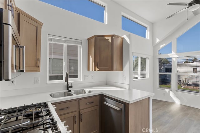 2548 Peck Road 06, Monrovia, CA 91016 — photo 9 of 21