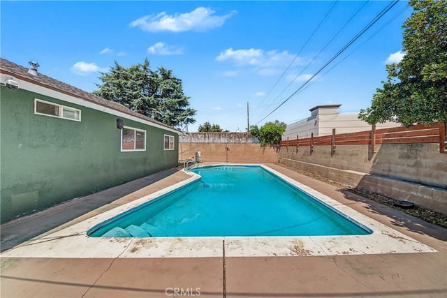 16201 Napa, North Hills, CA 91343 — photo 15 of 20