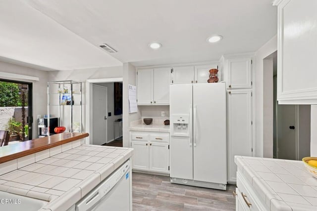 406 Chapala Drive, Camarillo, CA 93010 — photo 11 of 36