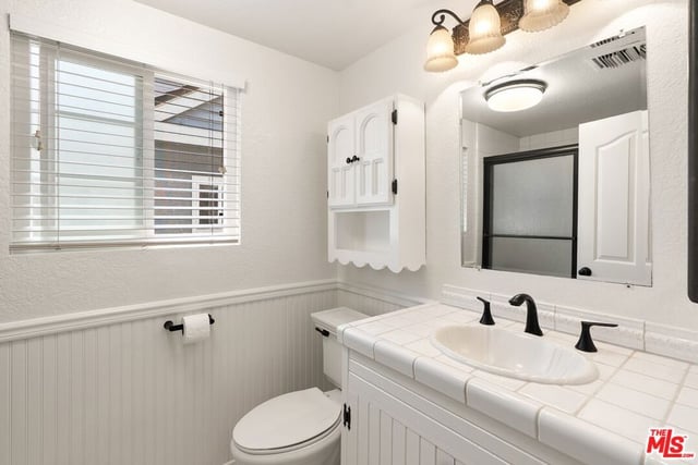 8505 Gulana Avenue 5207, Los Angeles, CA 90293 — photo 17 of 30