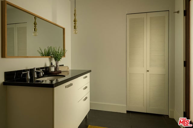 460 S Spring Street 810, Los Angeles, CA 90013 — photo 23 of 50
