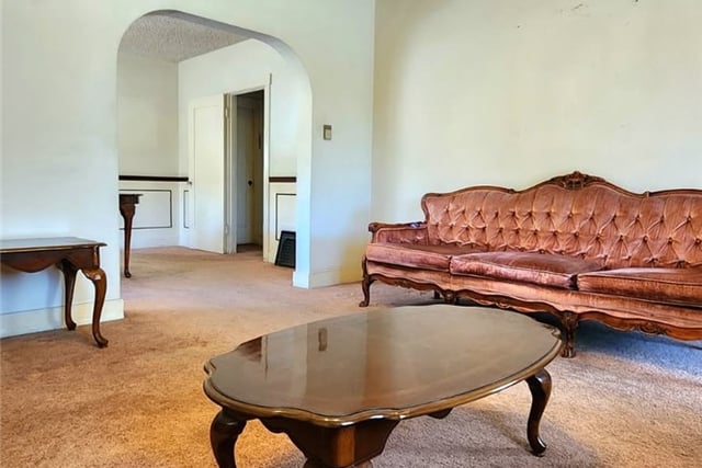 1383 N Oxford, Pasadena, CA 91104 — photo 9 of 34