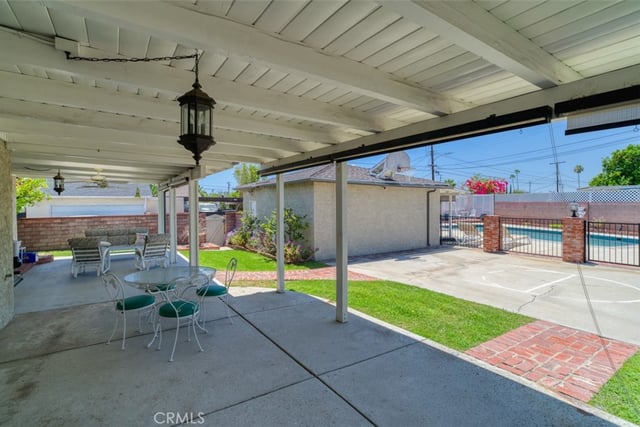 8315 Canterbury Avenue, Sun Valley, CA 91352 — photo 23 of 31