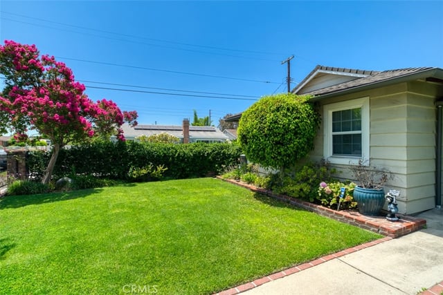 8315 Canterbury Avenue, Sun Valley, CA 91352 — photo 29 of 31