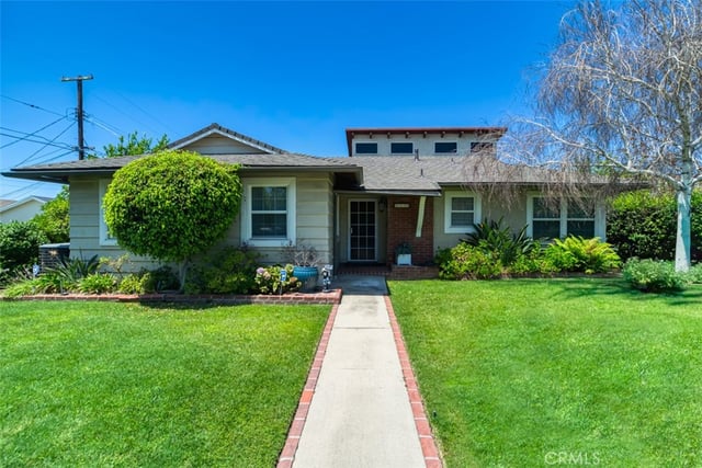 8315 Canterbury Avenue, Sun Valley, CA 91352 — photo 3 of 31