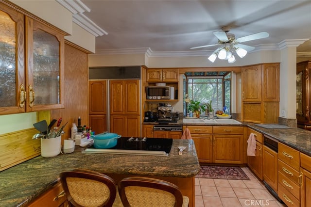 8315 Canterbury Avenue, Sun Valley, CA 91352 — photo 9 of 31