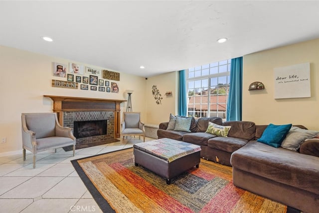 20906 Susan Carole Drive, Saugus, CA 91350 — photo 10 of 34