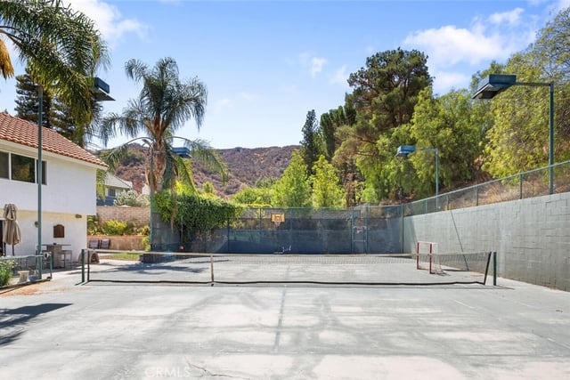 20906 Susan Carole Drive, Saugus, CA 91350 — photo 28 of 34