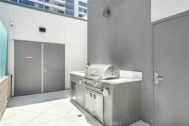 645 W 9th Street 314, Los Angeles, CA 90015 — photo 19 of 20