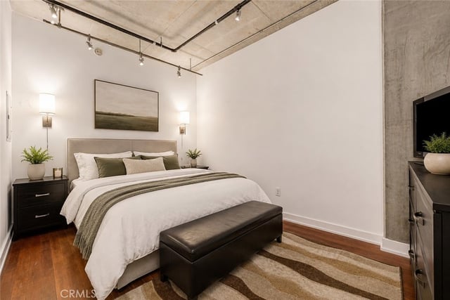 645 W 9th Street 314, Los Angeles, CA 90015 — photo 9 of 20