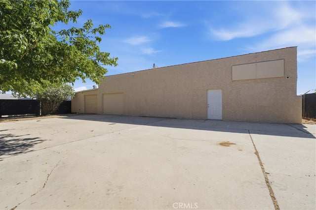39018 8th Street E, Palmdale, CA 93550 — photo 4 of 42