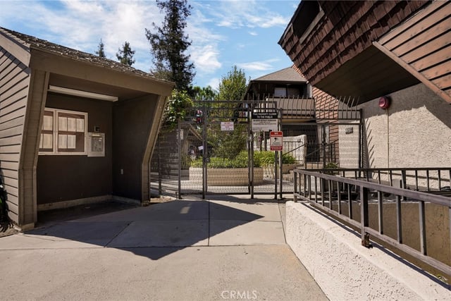15050 Sherman 180, Los Angeles, CA 91405 — photo 30 of 32