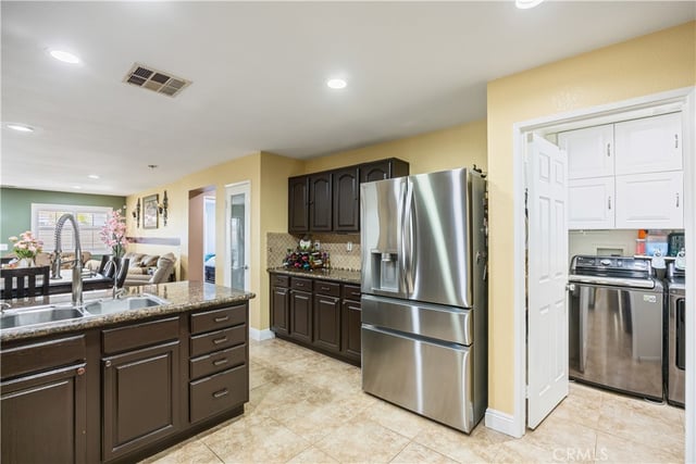 38283 Ranger, Palmdale, CA 93552 — photo 12 of 36