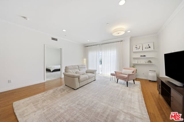 722 S Oxford Avenue 305, Los Angeles, CA 90005 — photo 11 of 30