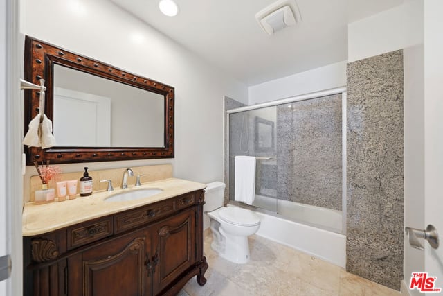722 S Oxford Avenue 305, Los Angeles, CA 90005 — photo 21 of 30