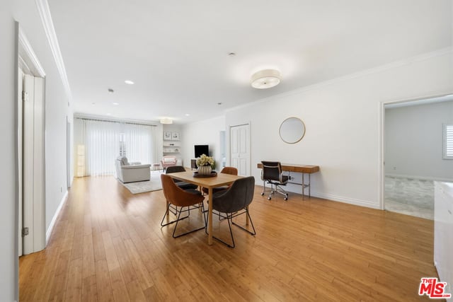 722 S Oxford Avenue 305, Los Angeles, CA 90005 — photo 8 of 30