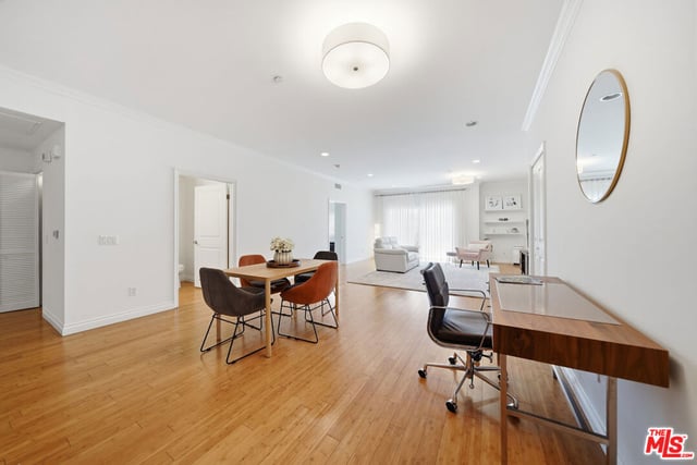 722 S Oxford Avenue 305, Los Angeles, CA 90005 — photo 9 of 30