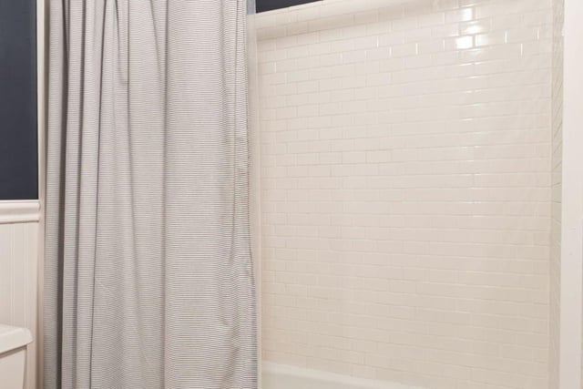 110 N Everett 103, Glendale, CA 91206 — photo 11 of 17