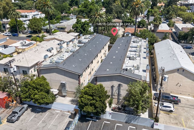 14618 Gilmore Street 4, Los Angeles, CA 91411 — photo 24 of 32