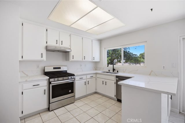43429 51st Street W, Quartz Hill, CA 93536 — photo 12 of 44