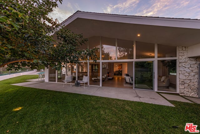 1667 Rising Glen Road, Los Angeles, CA 90069 — photo 22 of 27