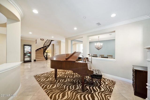 3916 Eagle Flight Drive, Simi Valley, CA 93065 — photo 4 of 30
